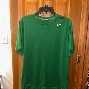 Nike Dri-FIT Green Athletic Tee Size M